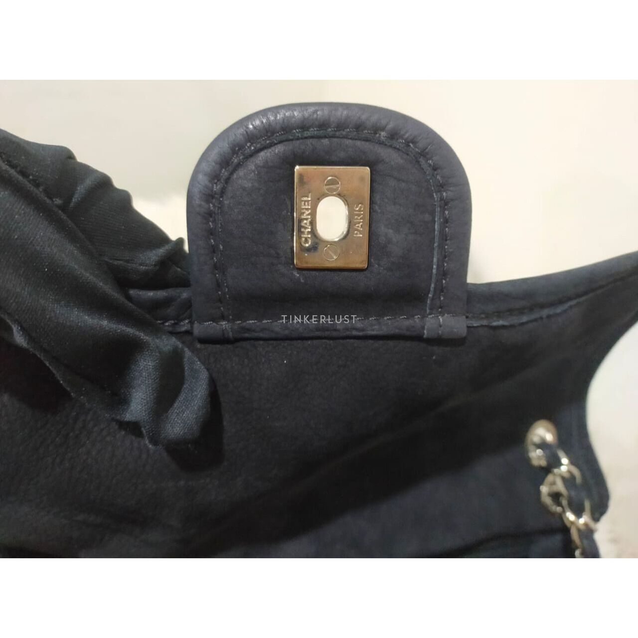 Chanel Black Wet Caviar #16 SHW Shoulder Bag