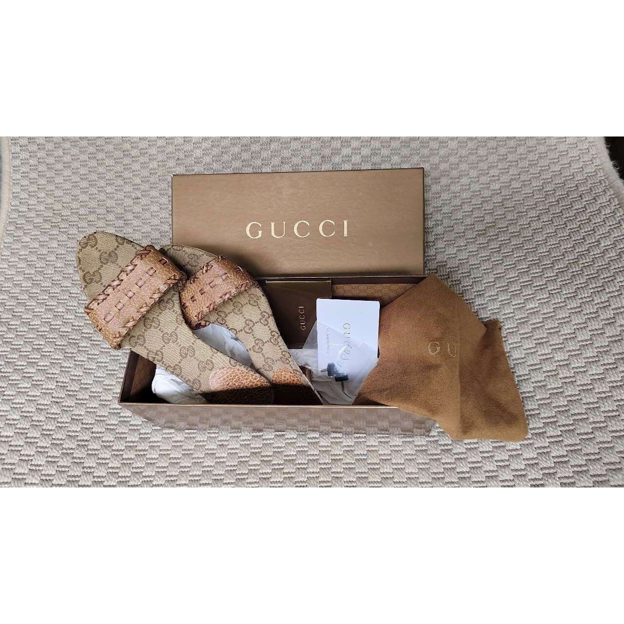 Gucci Brown Sandals