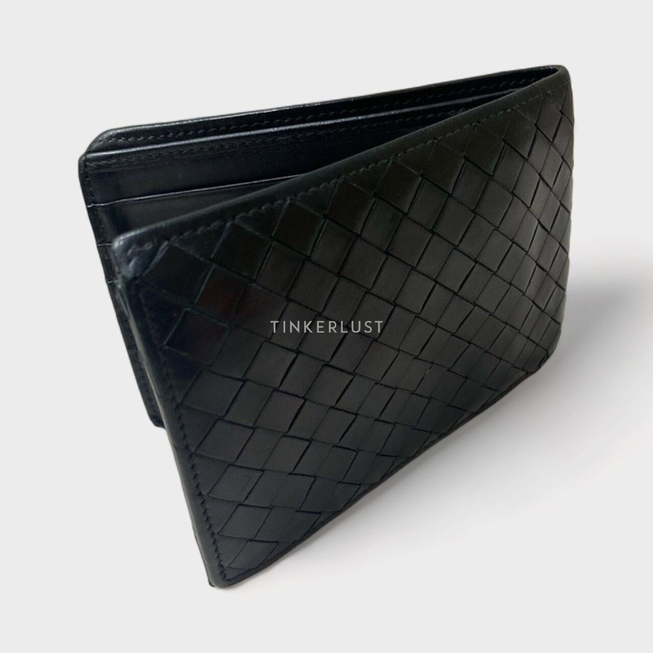 Bottega Veneta Men Bifold Black Intrecciato Leather Wallet