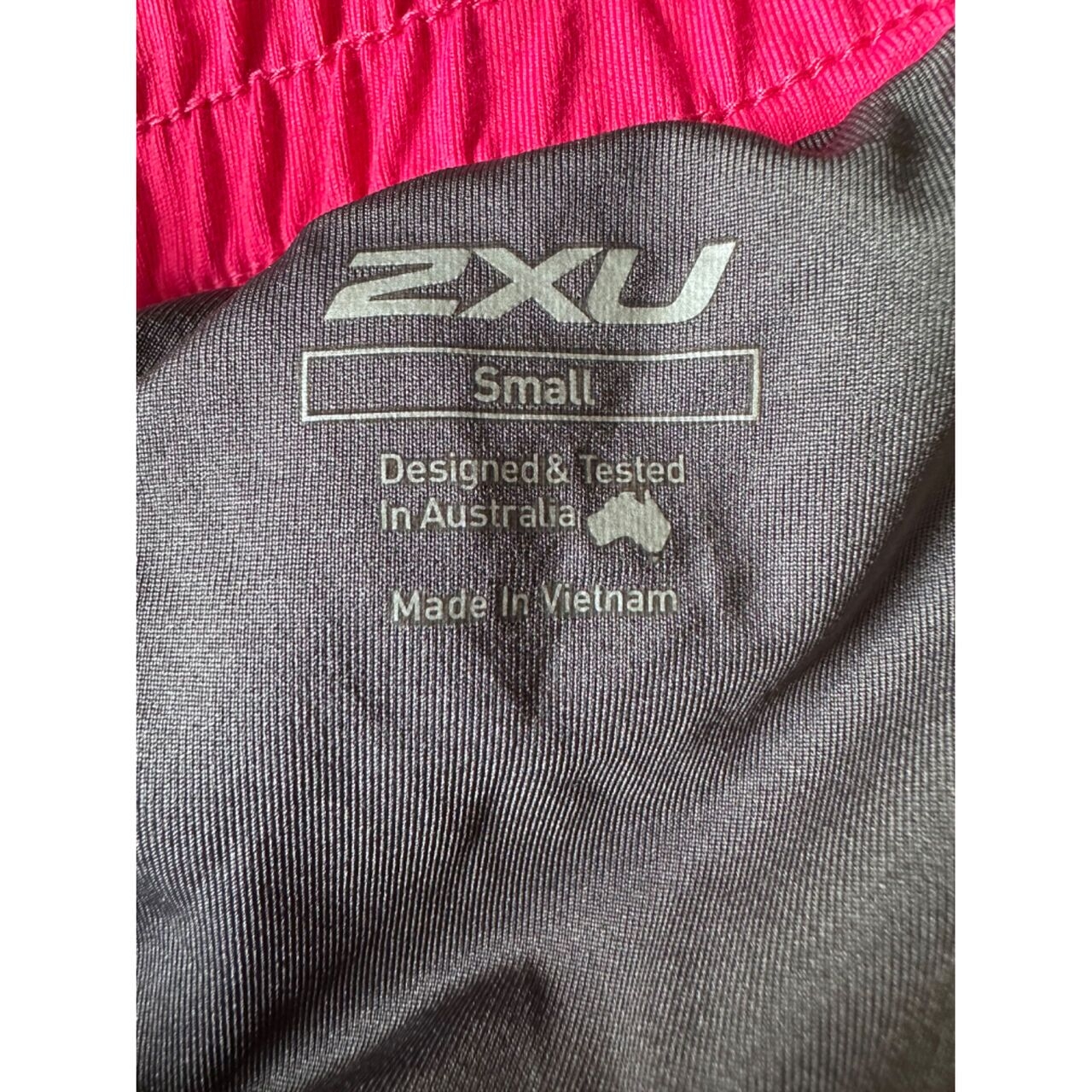 2XU Grey & Pink Shorts
