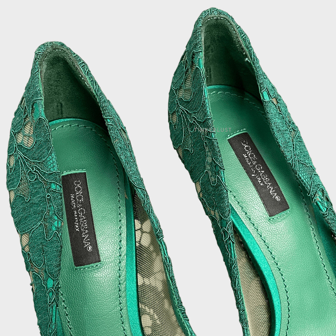 Dolce & Gabbana Embellished Bellucci Lace Green Pumps Heels