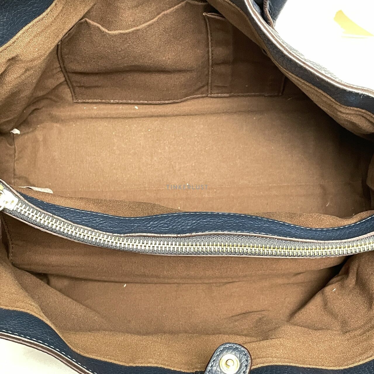 Rabeanco Navy Handbag