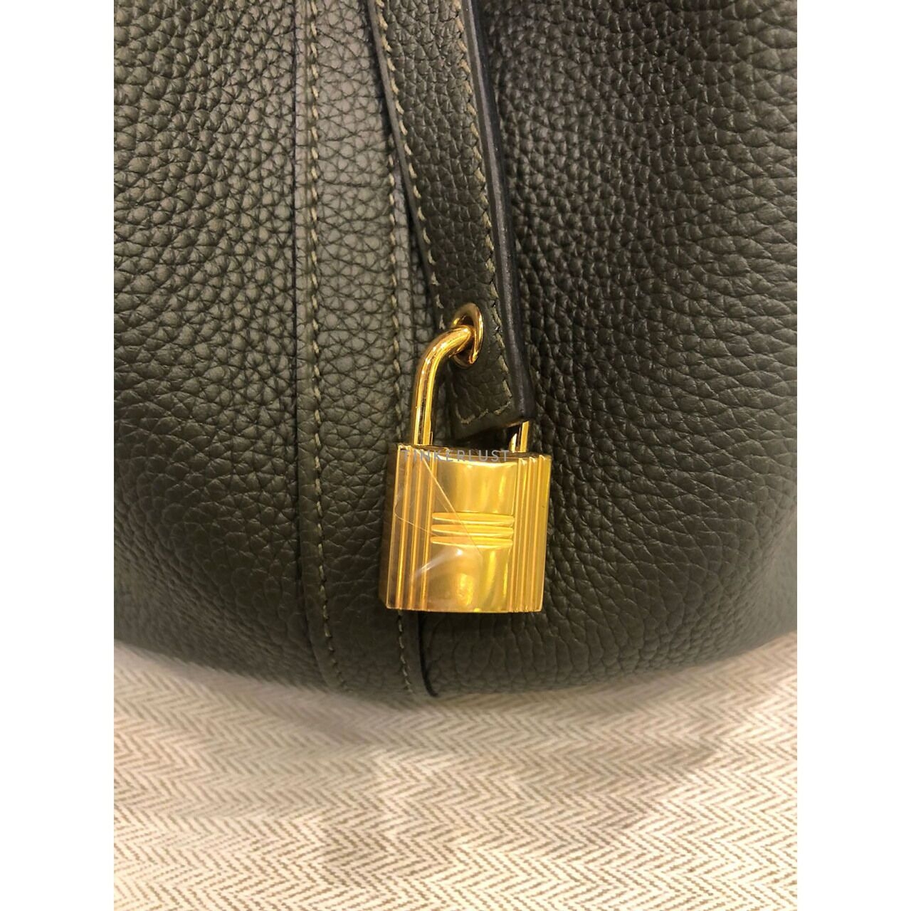 Hermes Picotin 22 Vert Amande Clemence GHW Handbag