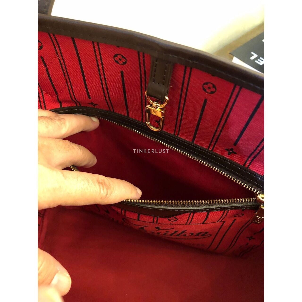 Louis Vuitton Neverfull MM 2013 Tote Bag