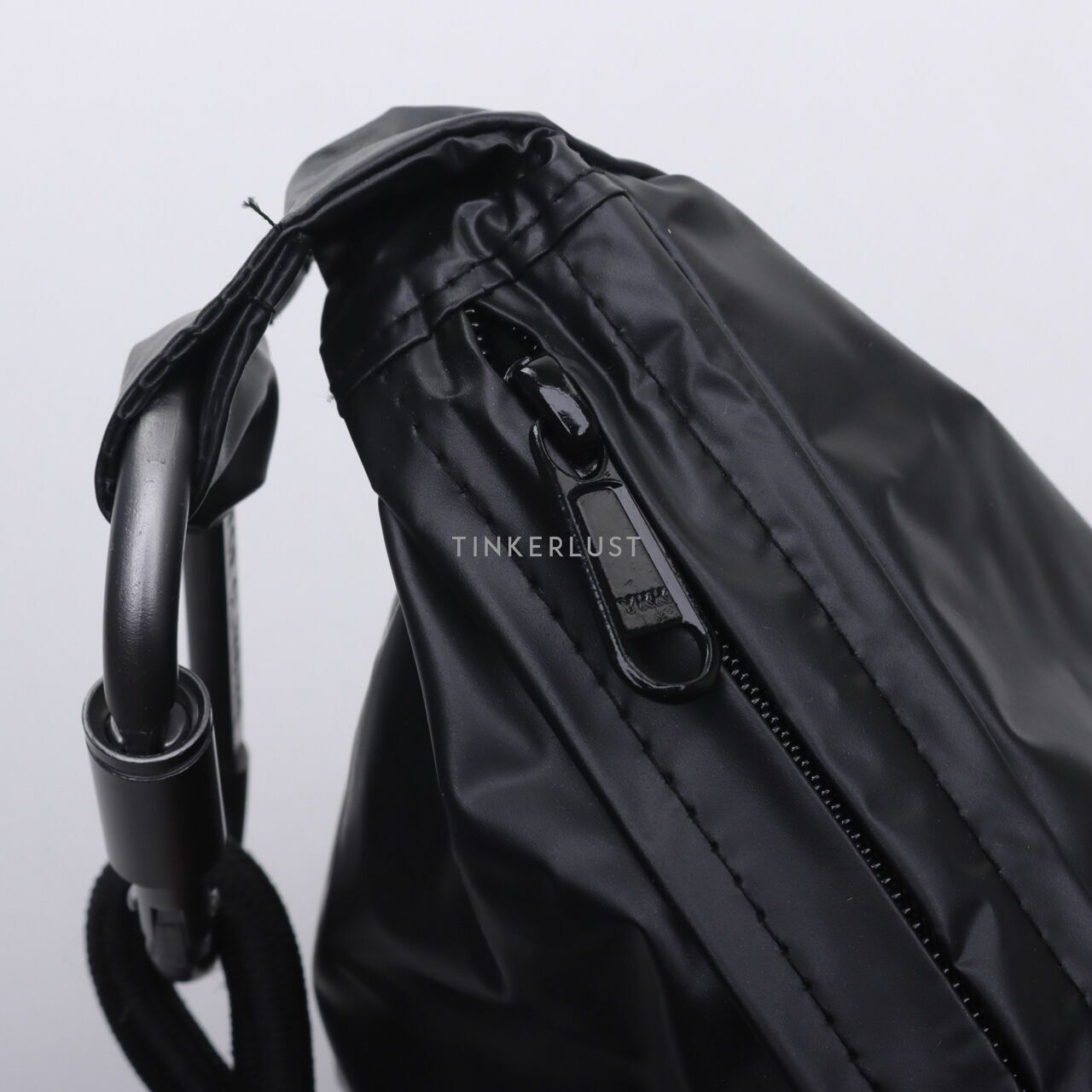 Antidot Black Shoulder Bag