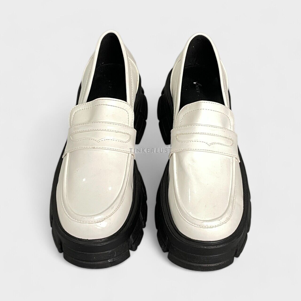 Fayt x 3MONGKIS White Loafers