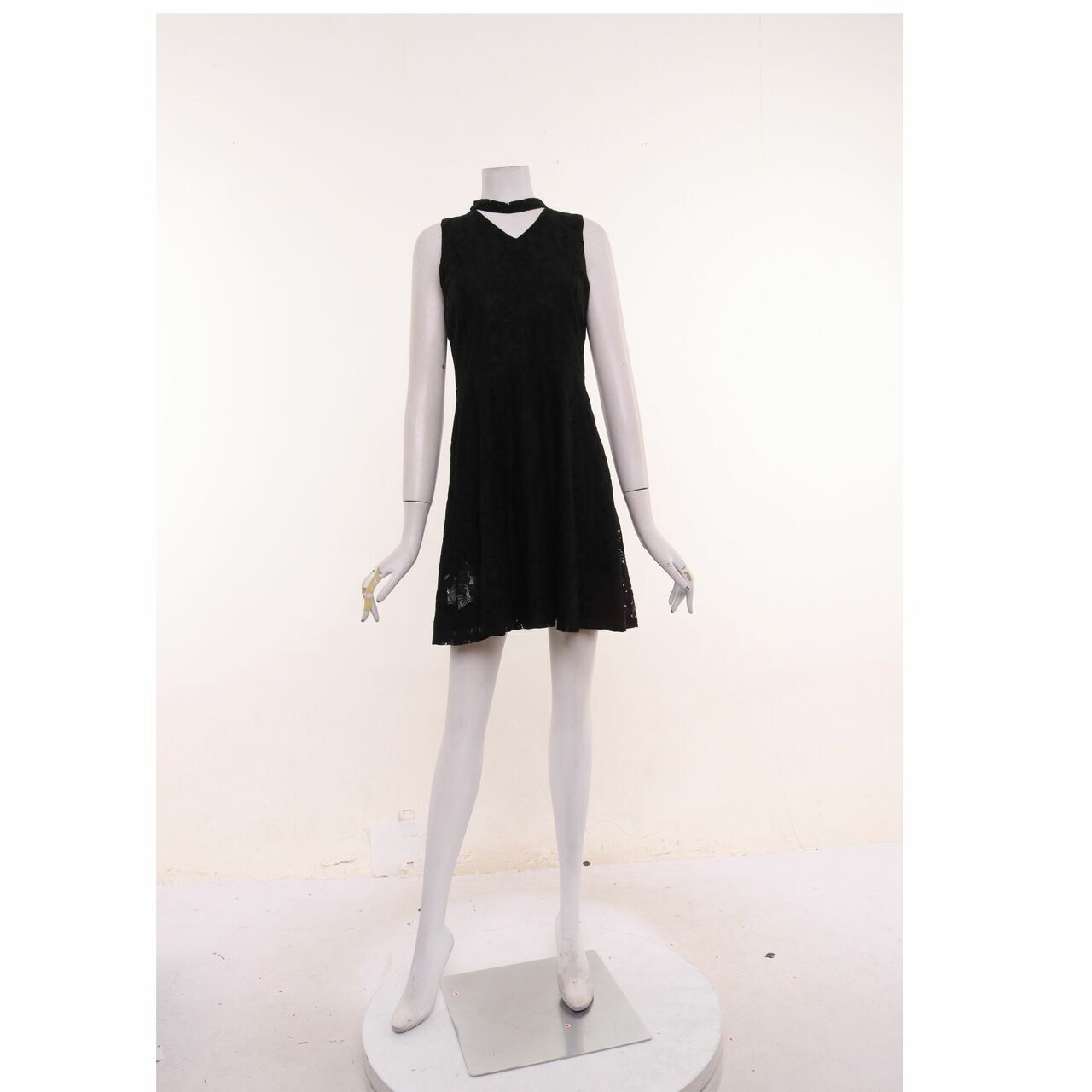 Chic Simple Black Mini Dress