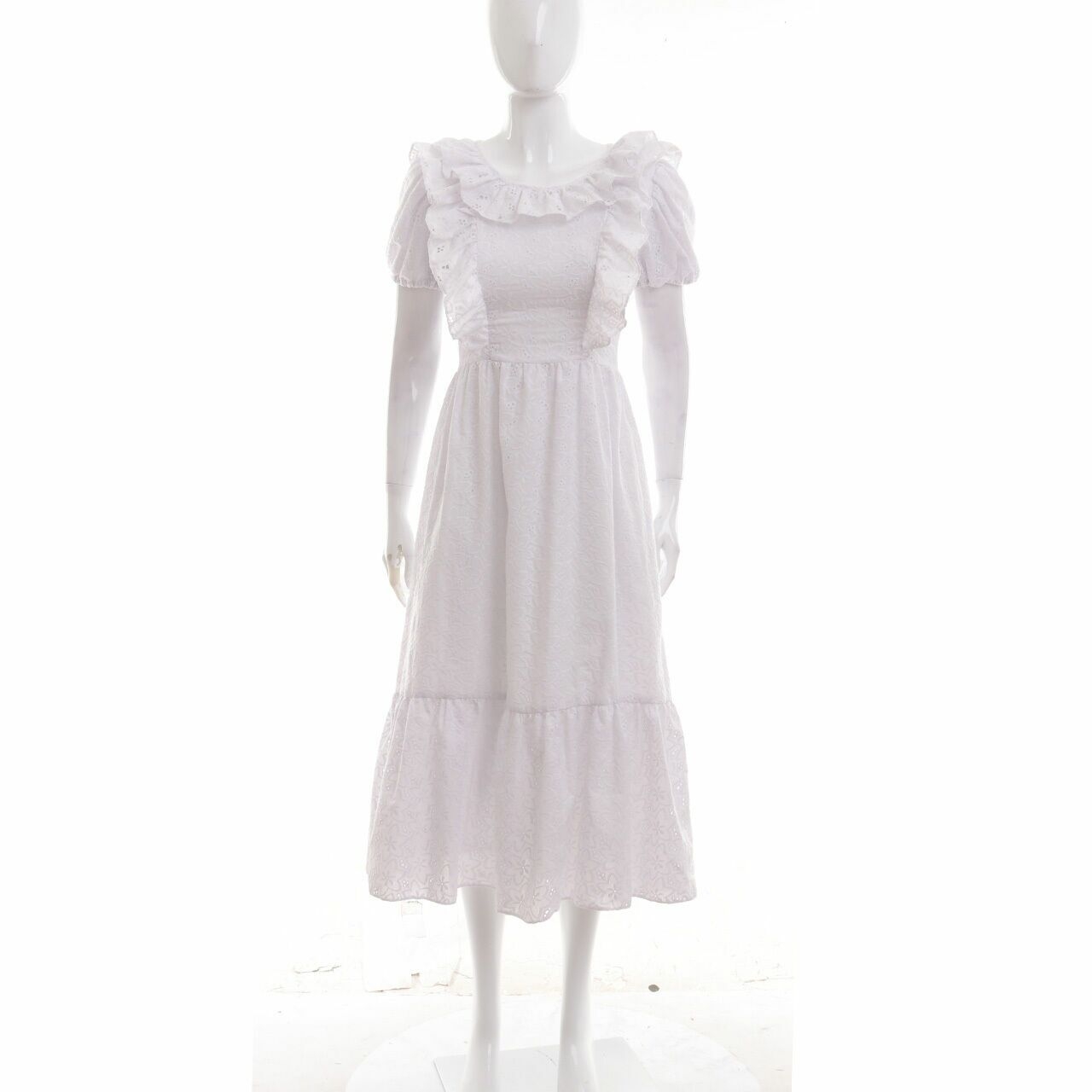 Poise24 White Long Dress