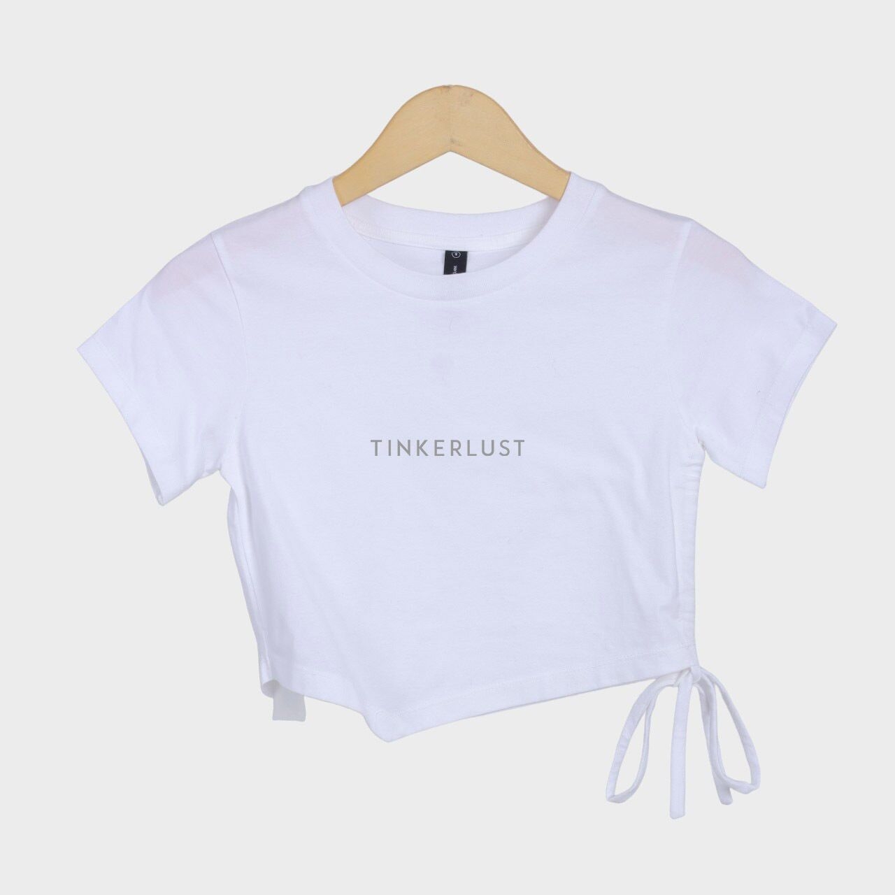Wearstatuquo White String Cropped T-Shirt