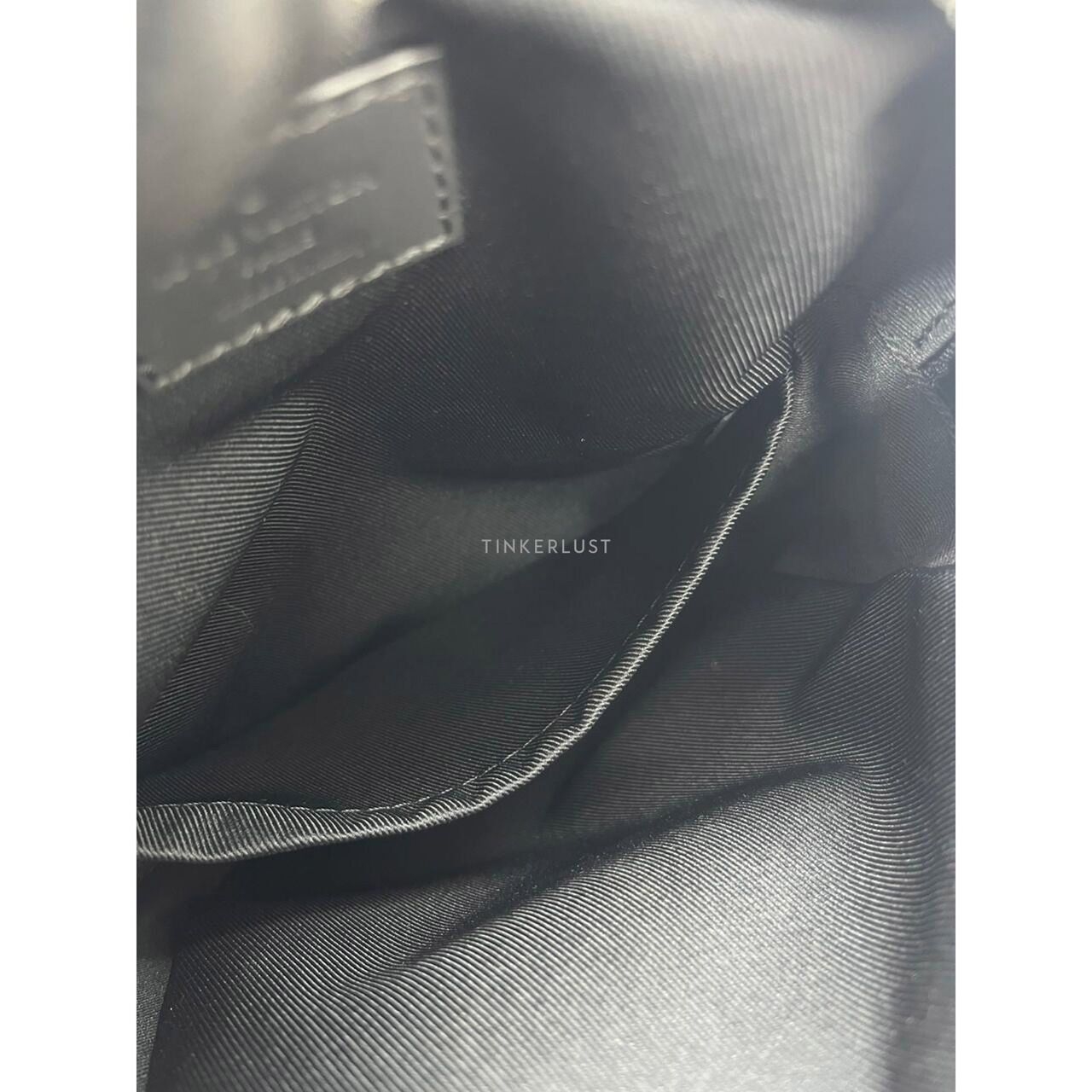 Louis Vuitton Black Shadow 2018 Slign Bag