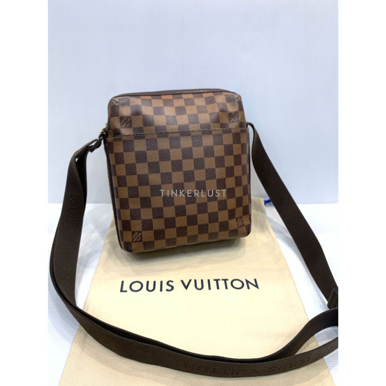 Louis Vuitton Trotteur Beaubourg PM Damier 2013 Sling Bag 