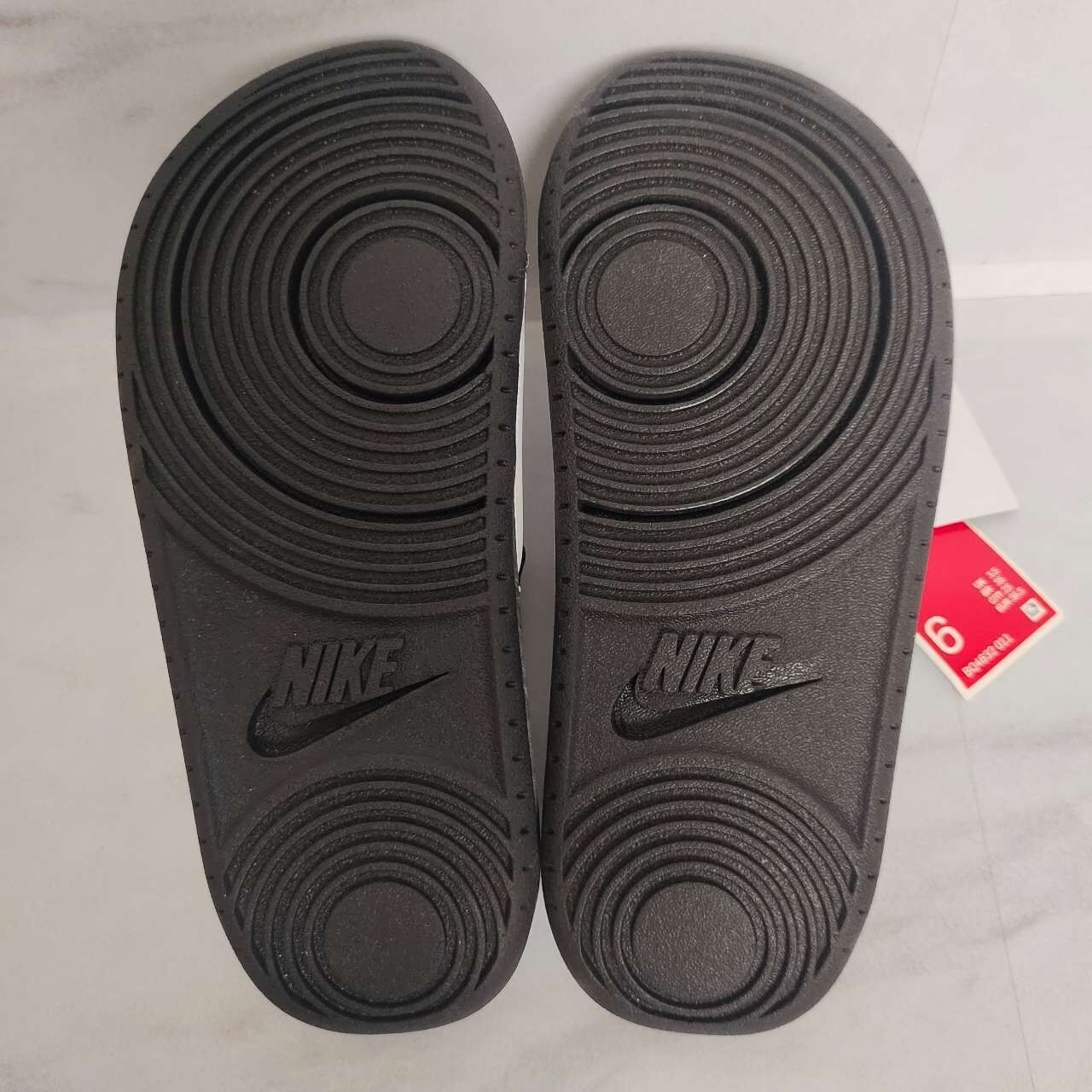 Nike Offcourt Women's Slides
