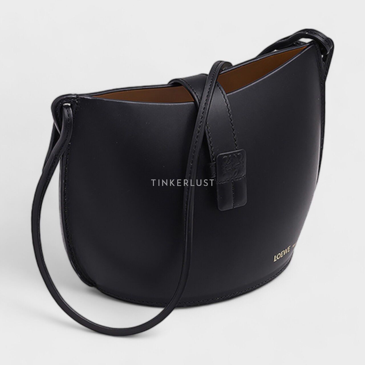 Loewe Moulded Bucket Bag in Black Calfskin Shoulder Bag