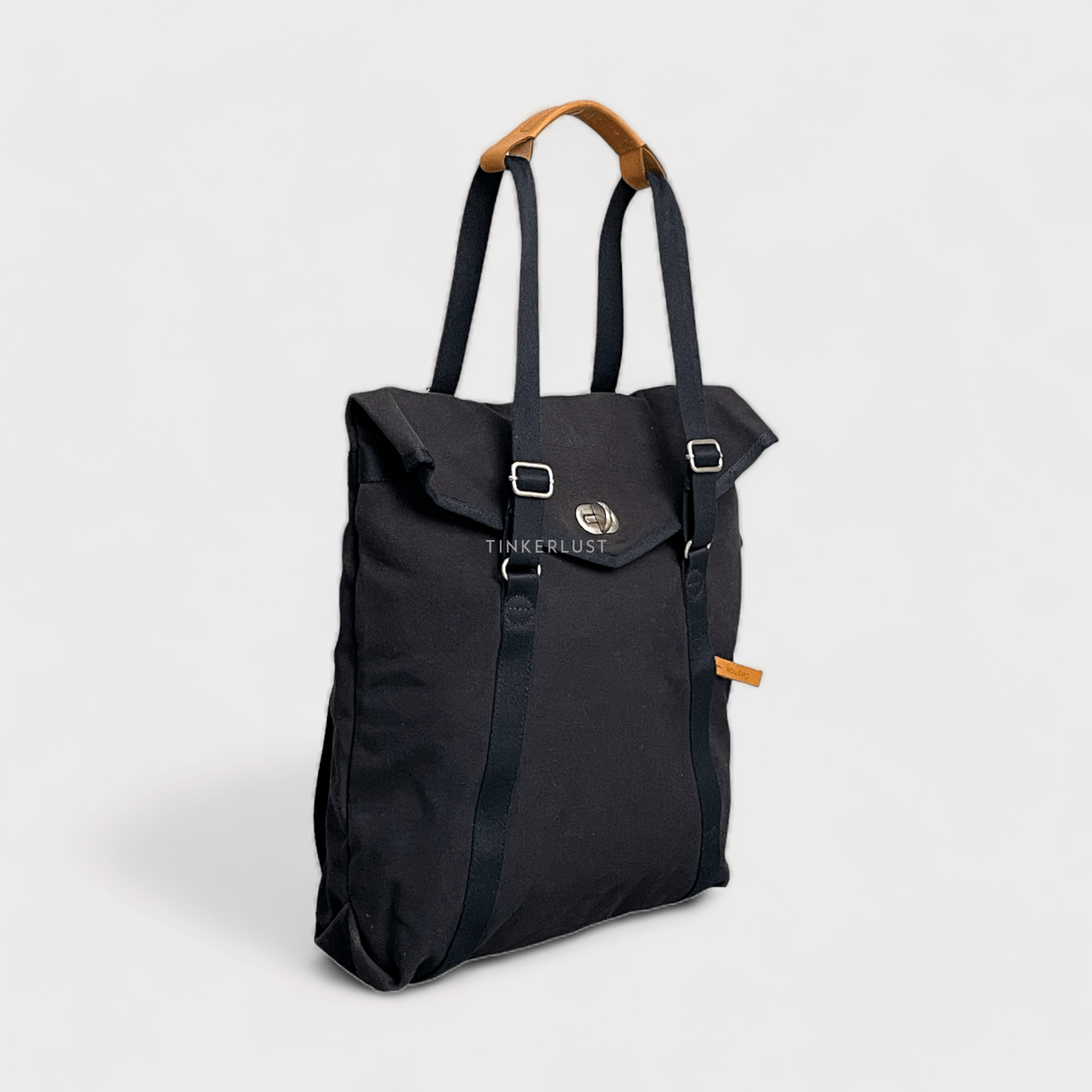 QWSTION Black & Navy Backpack