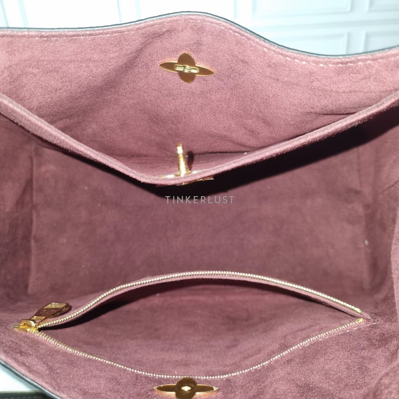 Louis Vuitton Flowers Hobo MM Burgundy GHW 2019 Shoulder Bag
