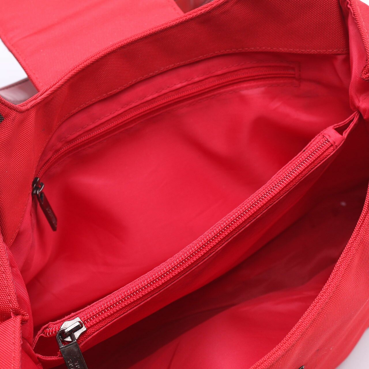 United Colors Of Benetton Red Shoulder Bag