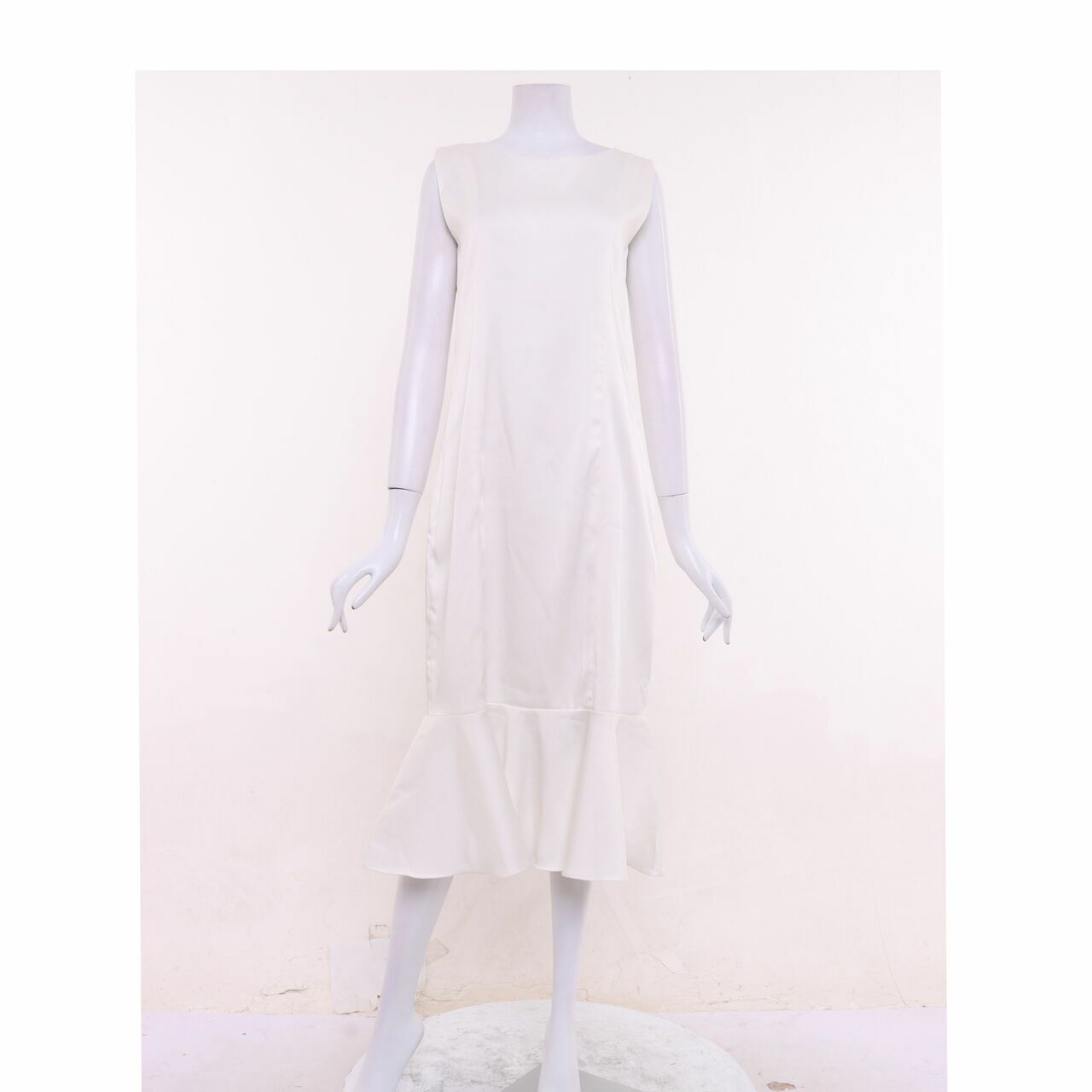 Agree to Shop White Midi Dress