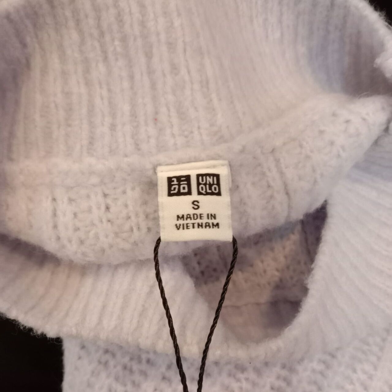 Uniqlo Lilac Sweater