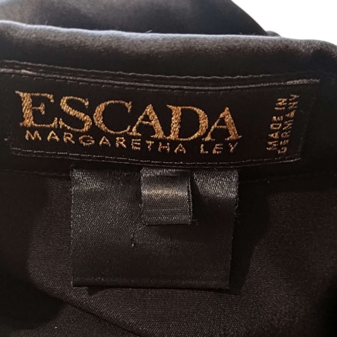 Escada by Margaretha Ley Black & Green Shirt