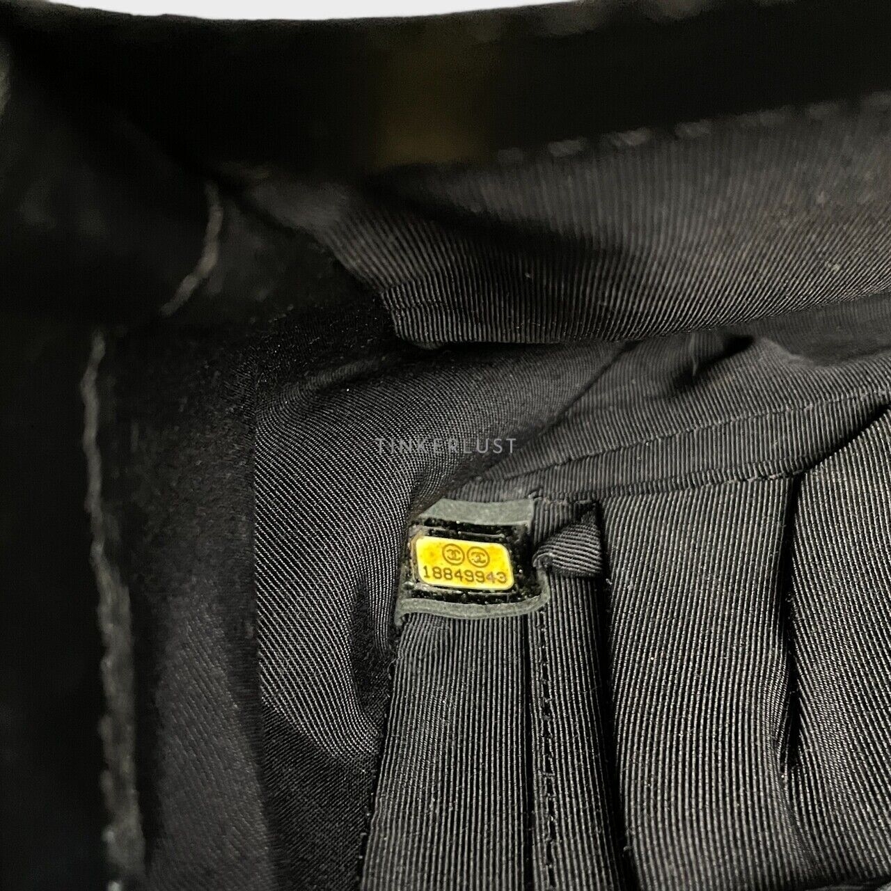 Chanel Enchained Boy Medium Flap RHW #18 Shoulder Bag