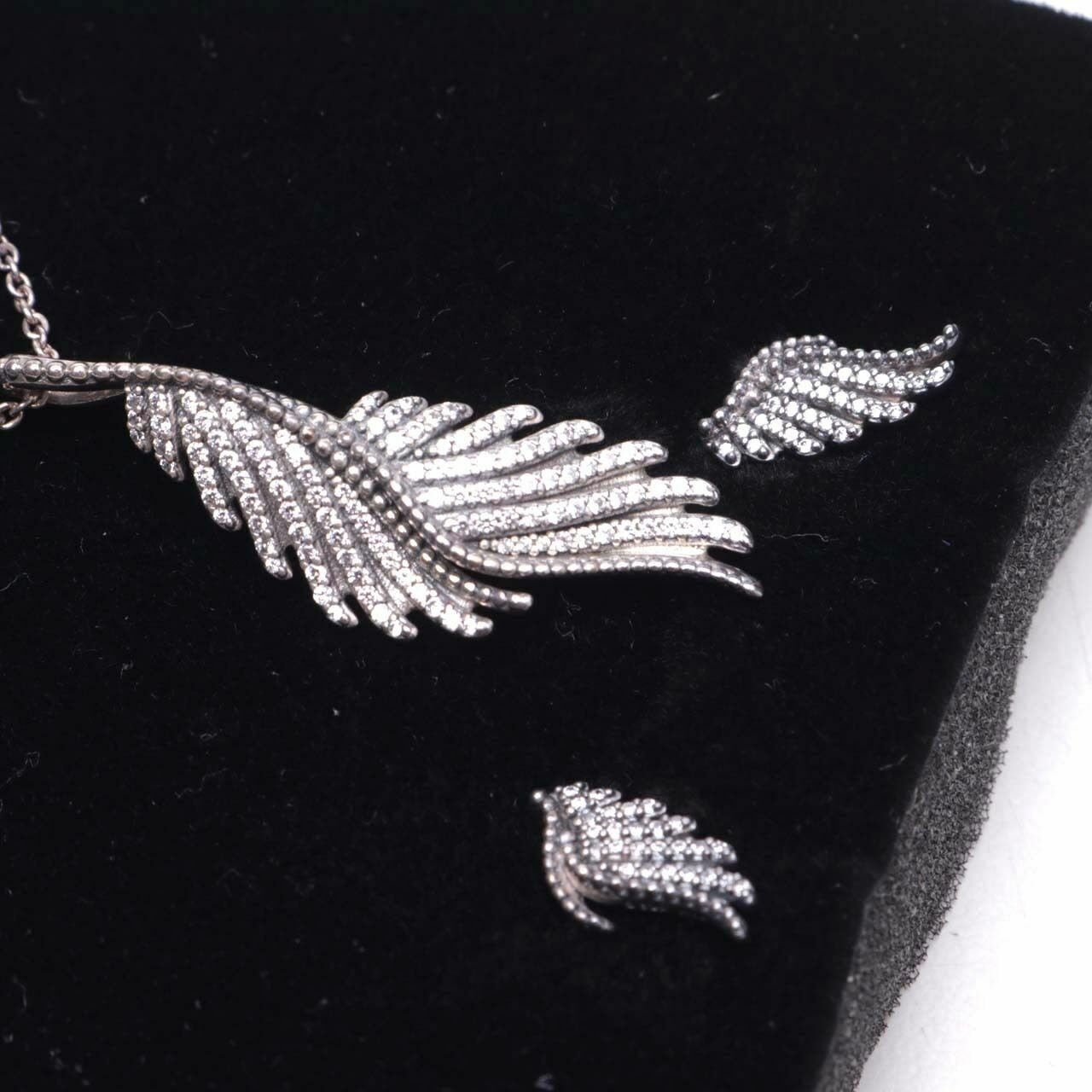 Pandora Silver Necklace & Earrings Set