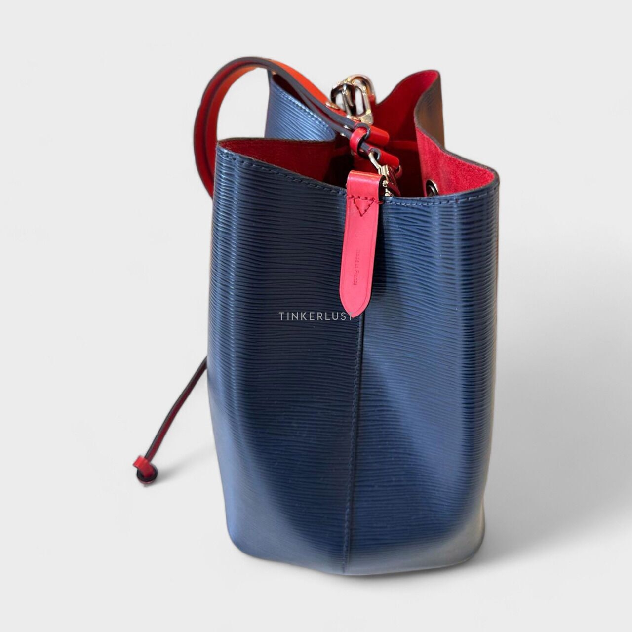 Louis Vuitton Noe Epi Leather Navy & Red Shoulder Bag