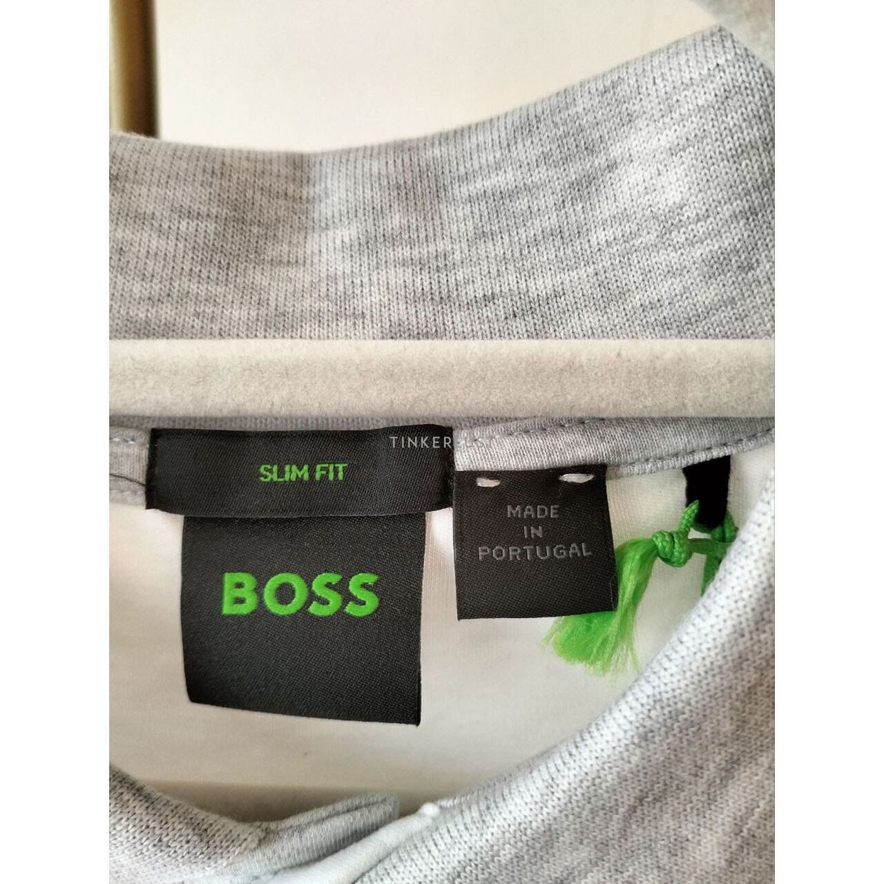 Hugo Boss Man Polo Shirt Jersey in Pastel Grey with Green Logo 