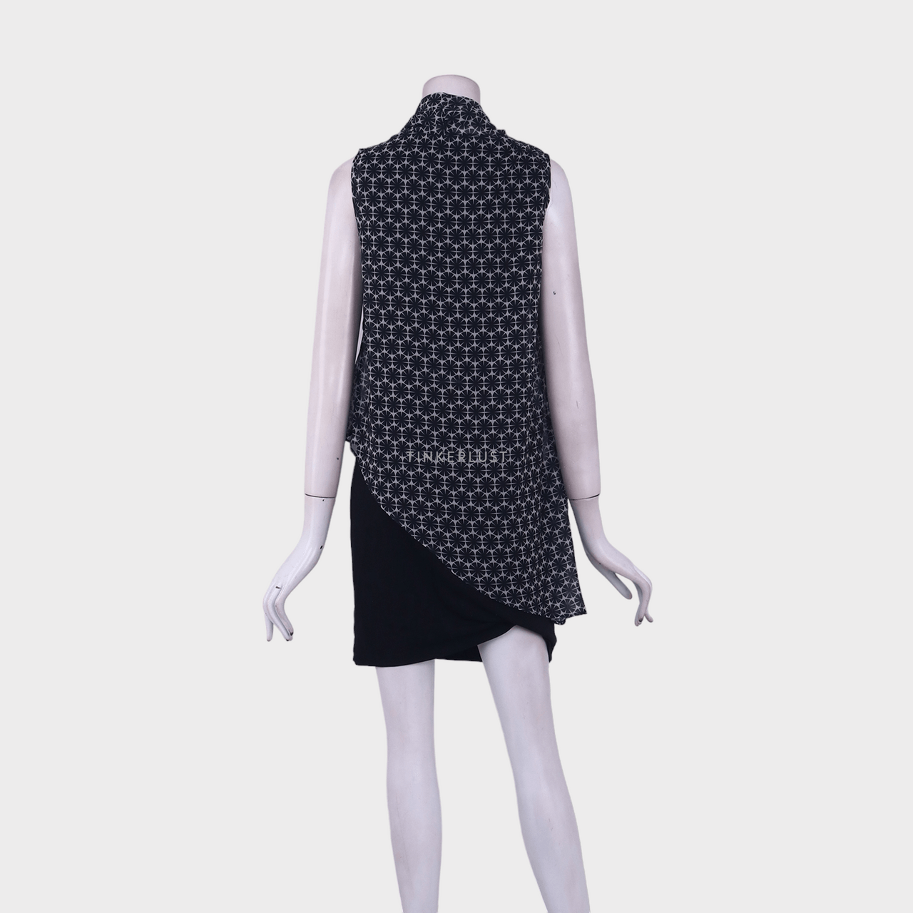 Elle Black Pattern Layered Mini Dress