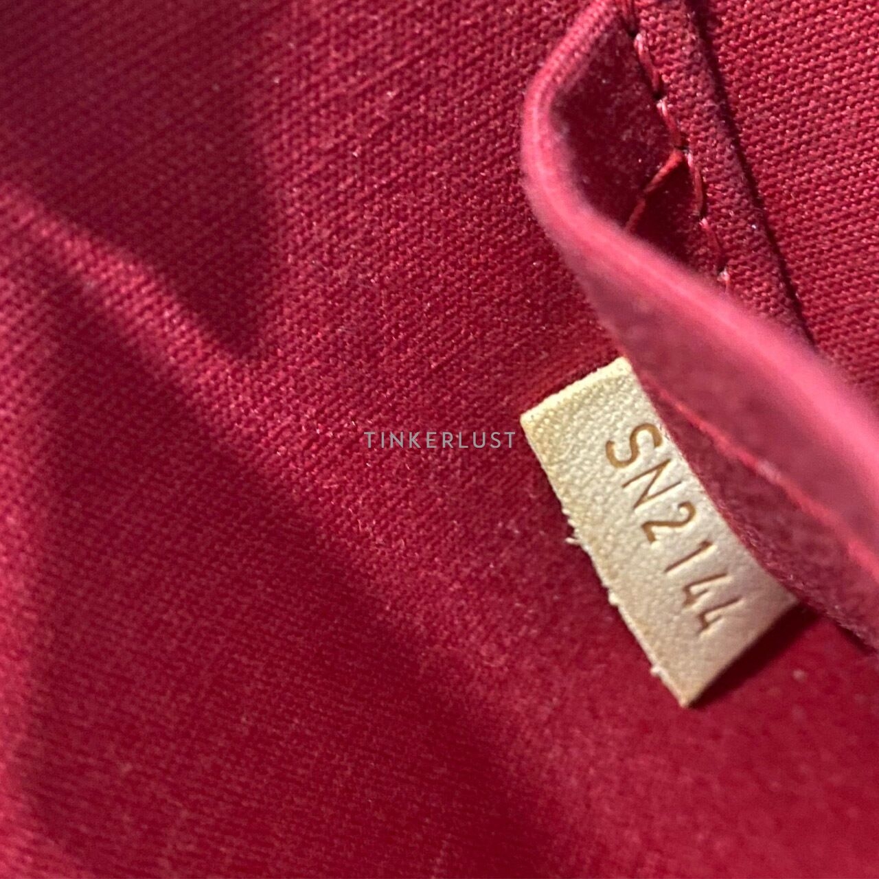 Louis Vuitton BB Alma Monogram Vernis Red GHW 2014 Satchel