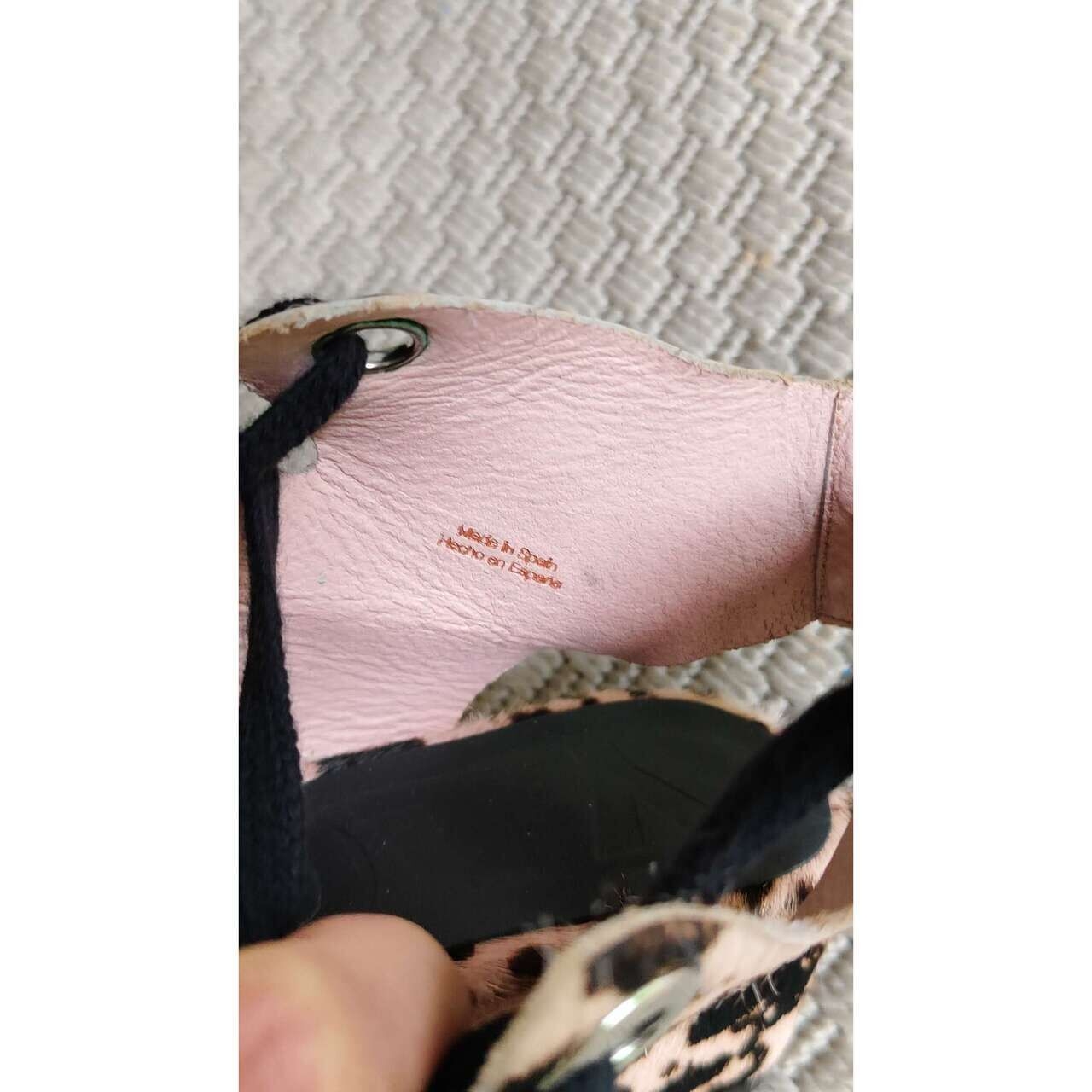 Bimba Y Lola Black & Dusty Pink Animal Print Sandals
