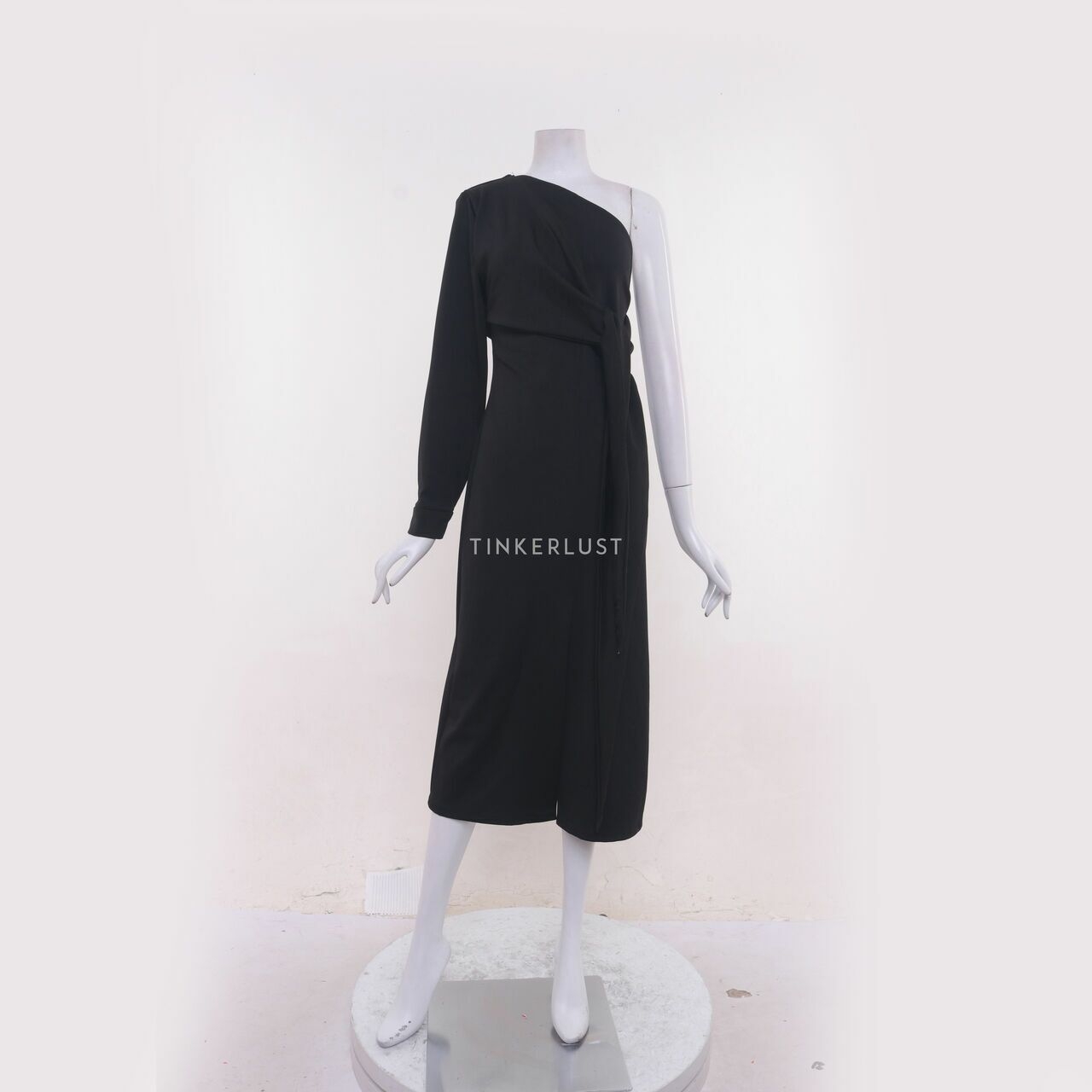 Suki The Label Black One Shoulder Midi Dress
