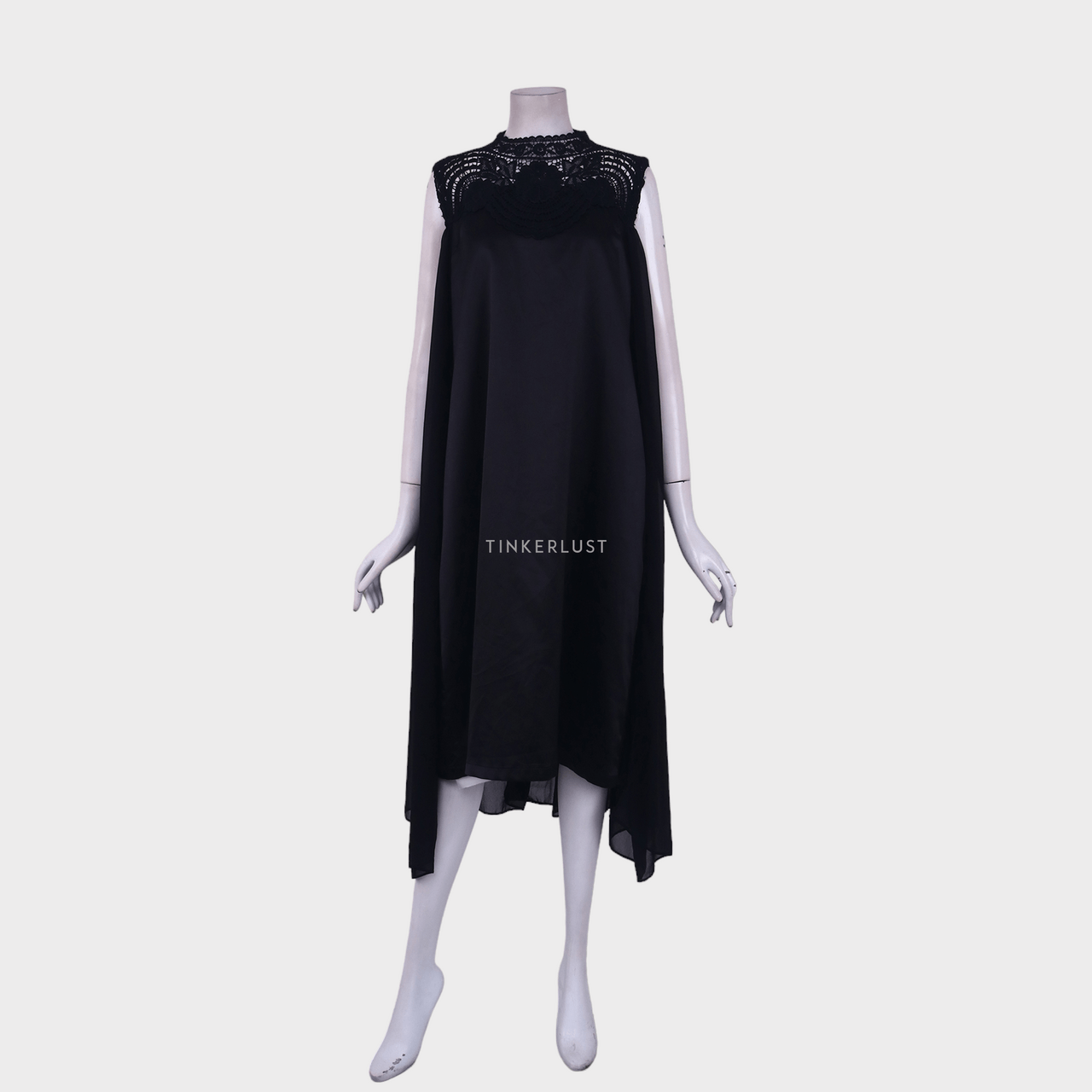 Jolie Black Midi Dress