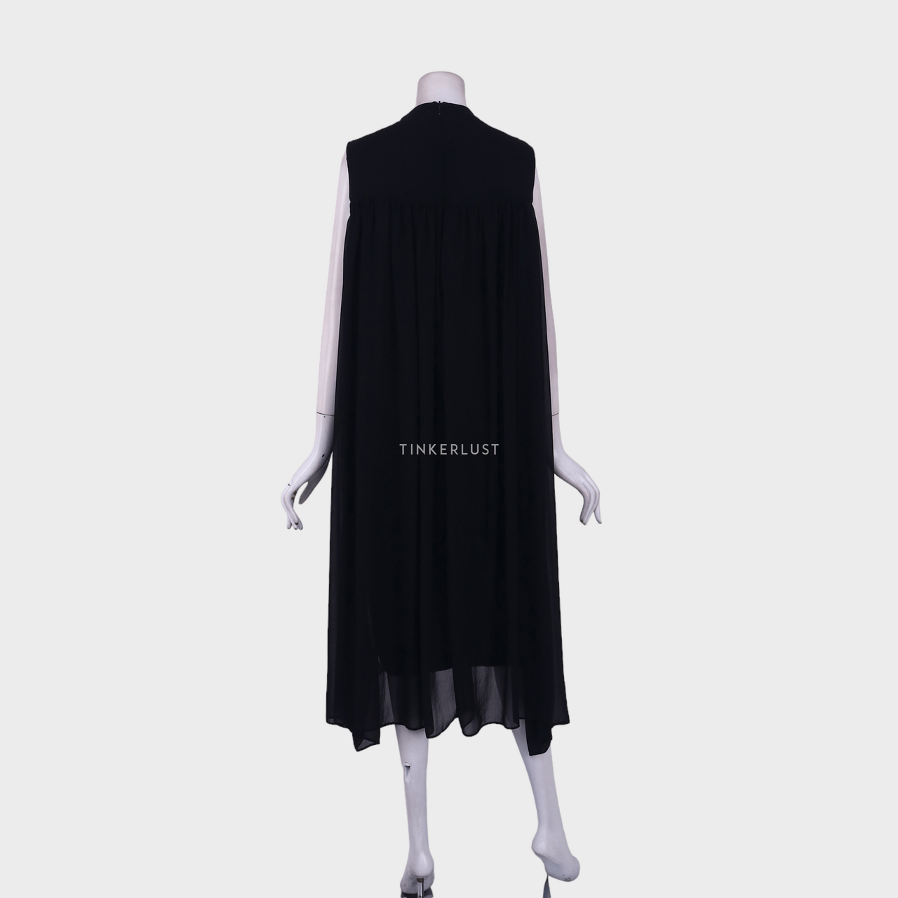 Jolie Black Midi Dress