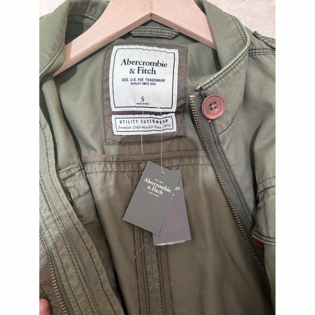 Abercrombie & Fitch Green Vest