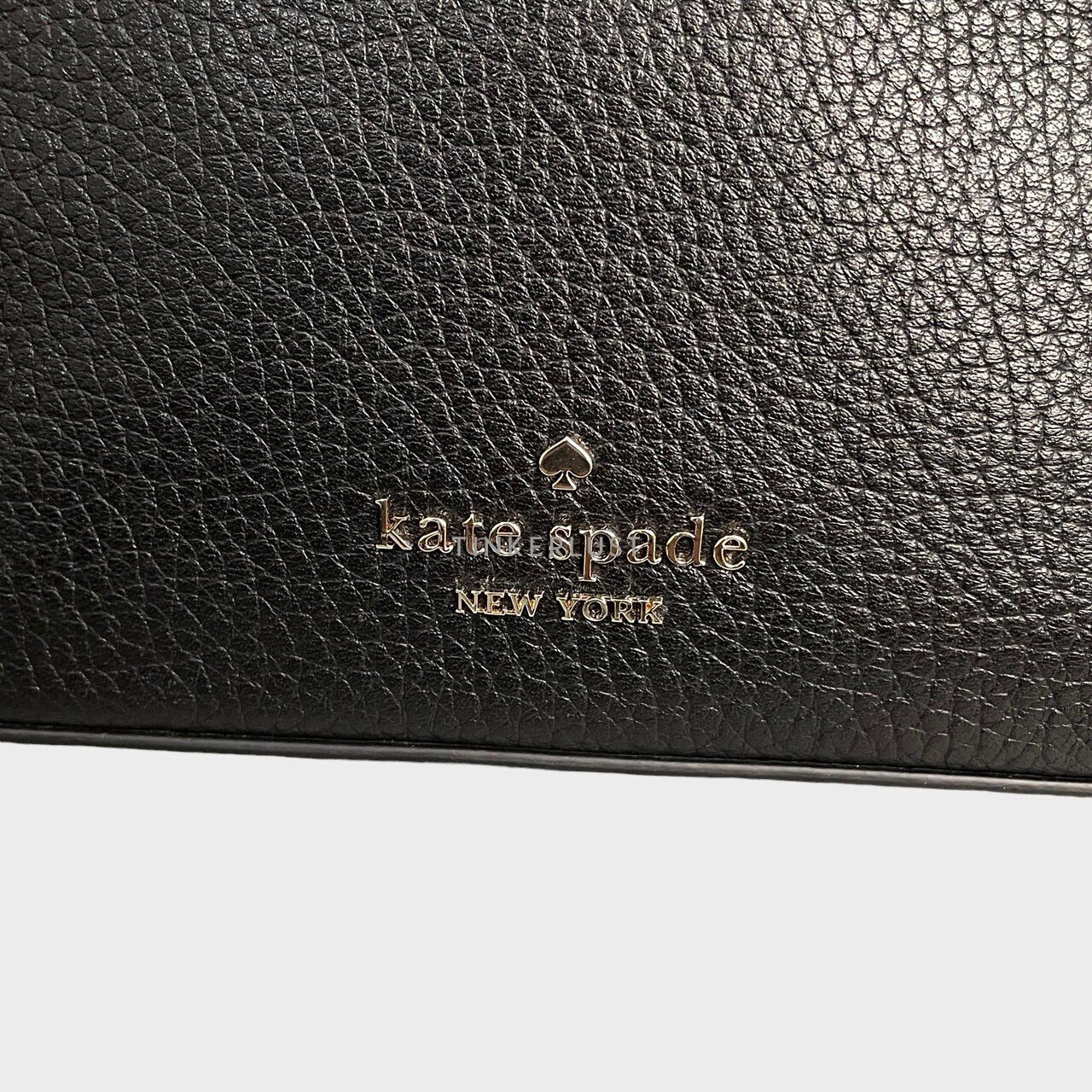 Kate Spade K6088 Leila Black Pebbled Leather Wrislet Clutch