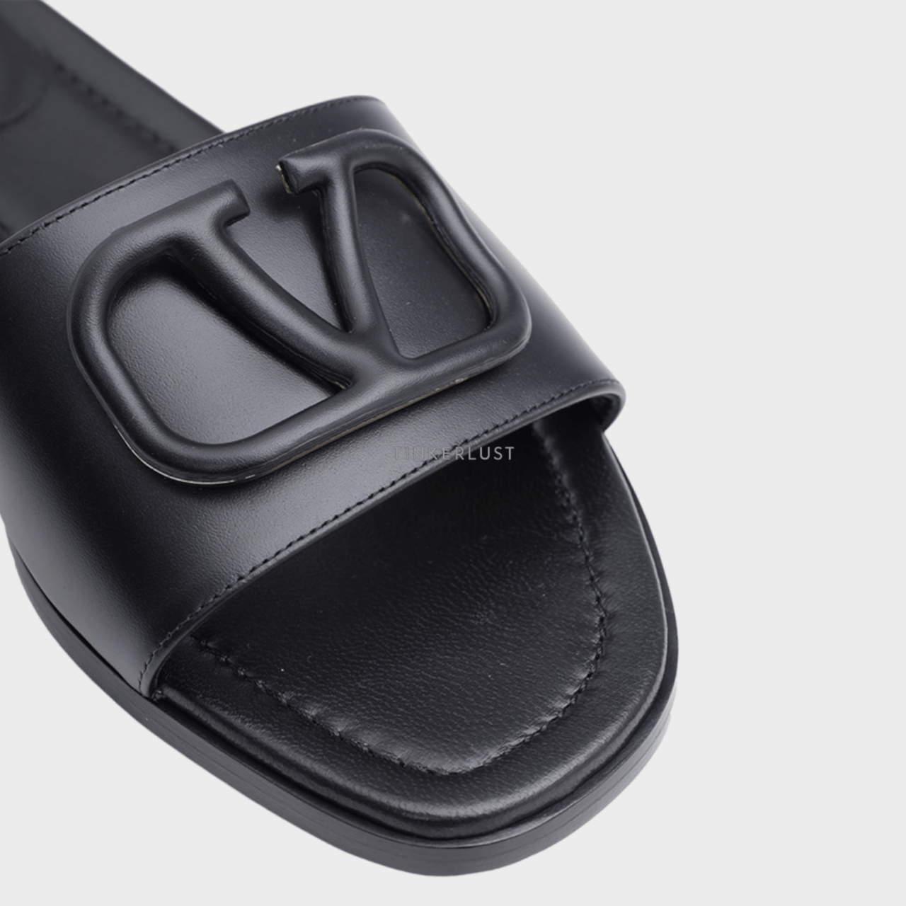 VALENTINO VLogo Signature Slides Sandals in All Black Calf