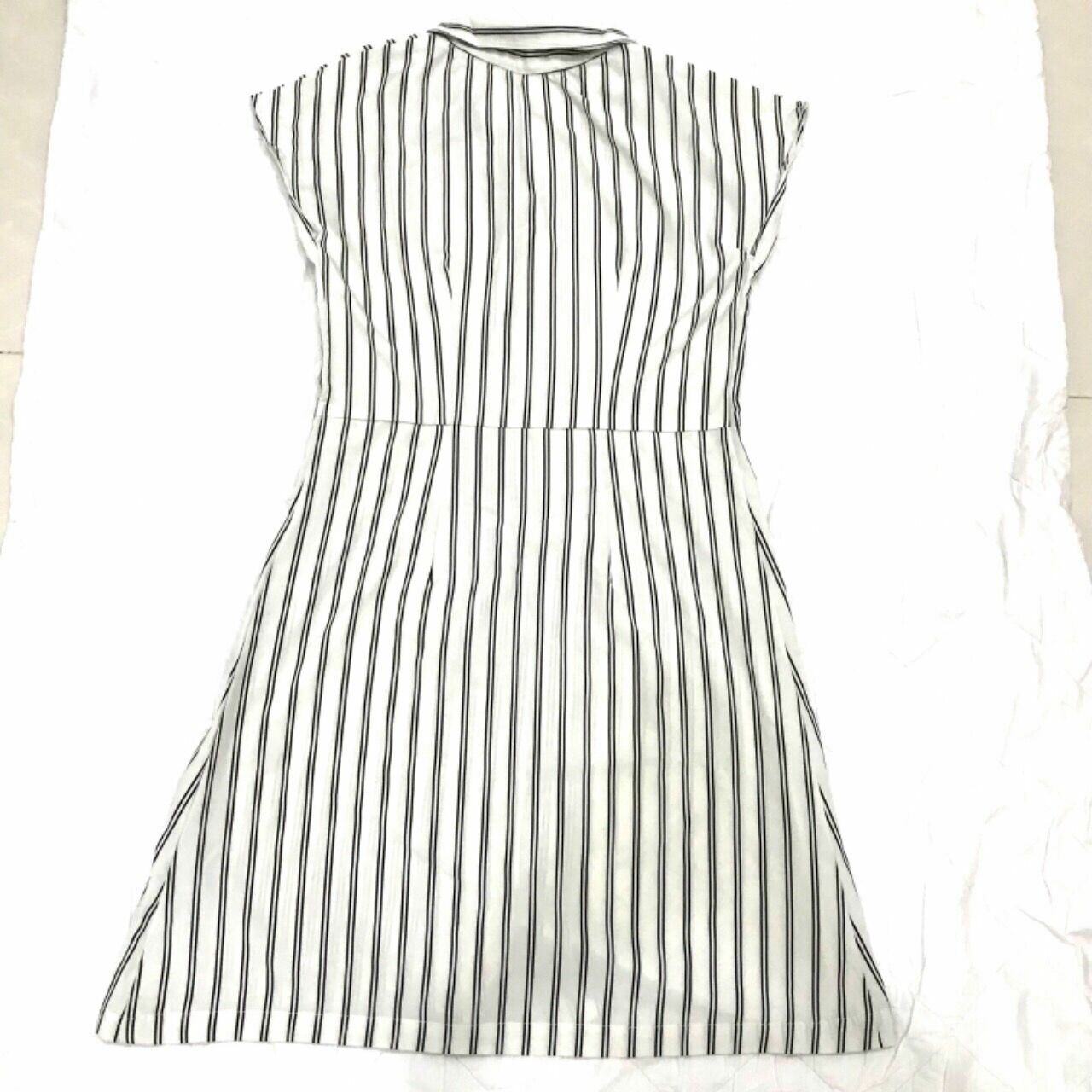 Poise24 Black & White Stripes Midi Dress