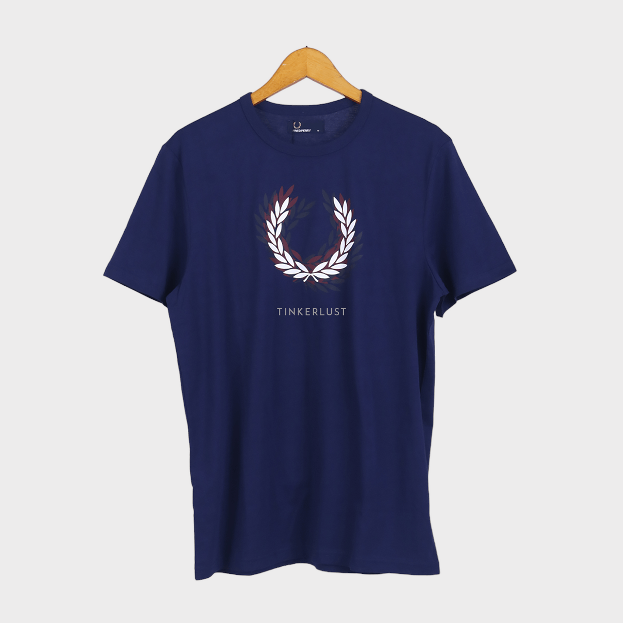 Fred Perry Distored Laurel Wreath Navy T-Shirt