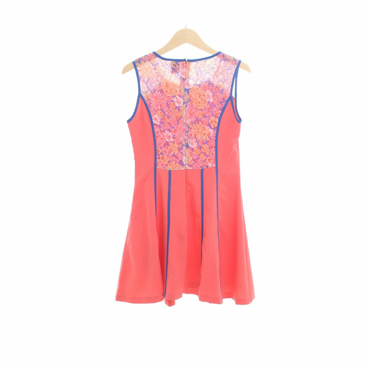 Esye Pink Coral Lace Mini Dress