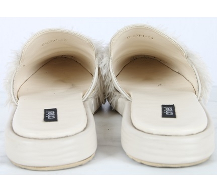 Chiel Cream Sandals