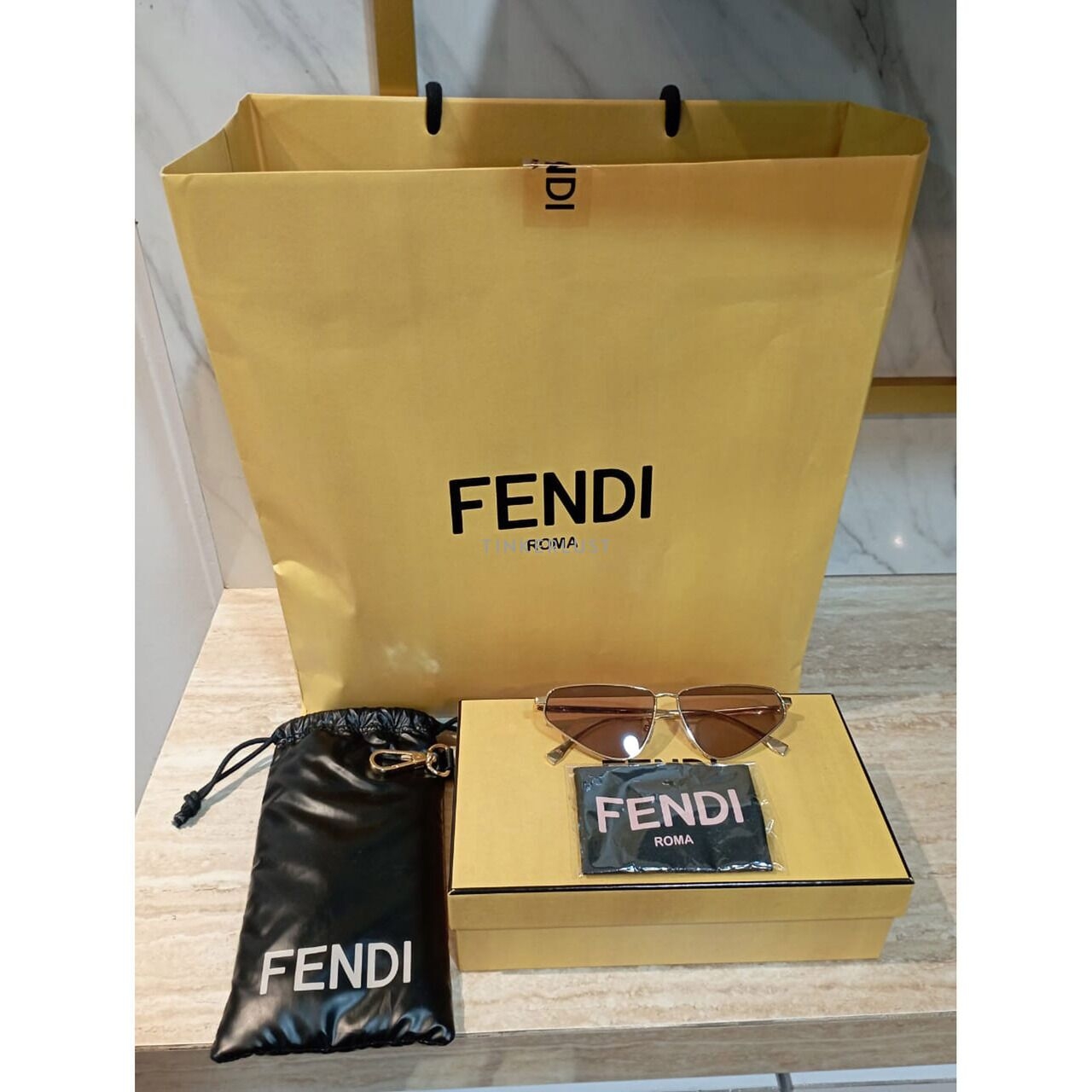 Fendi FE40068U Brown Sunglasses