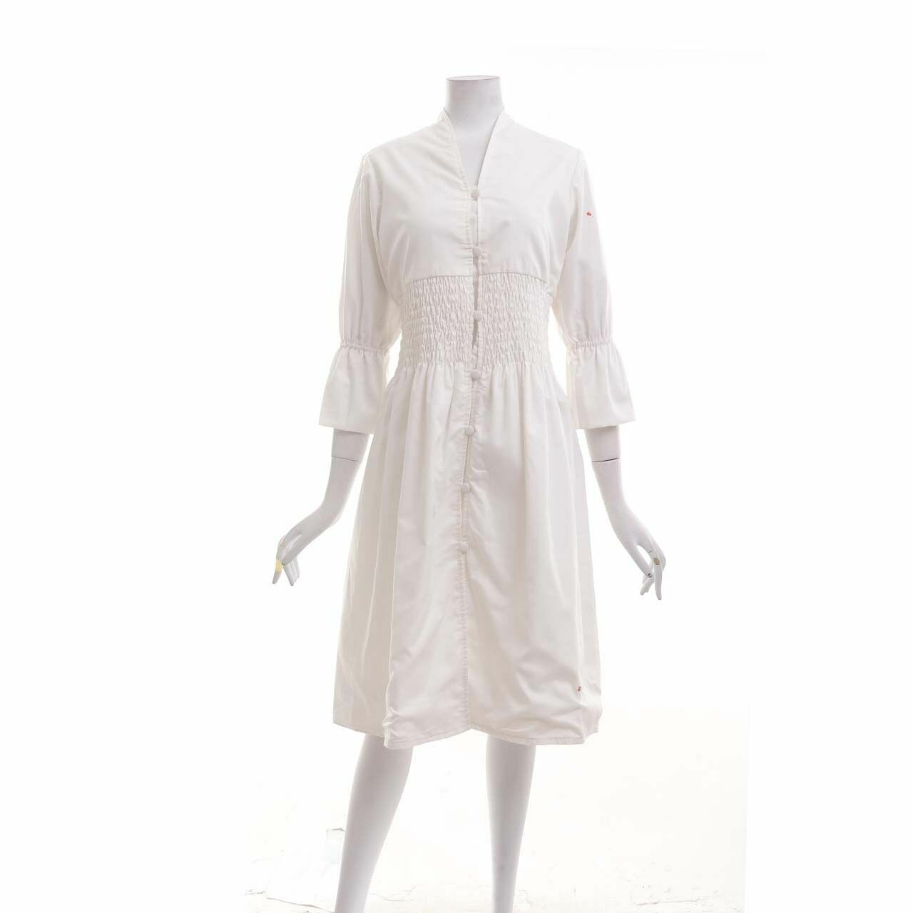 Iconette Closet White Midi Dress