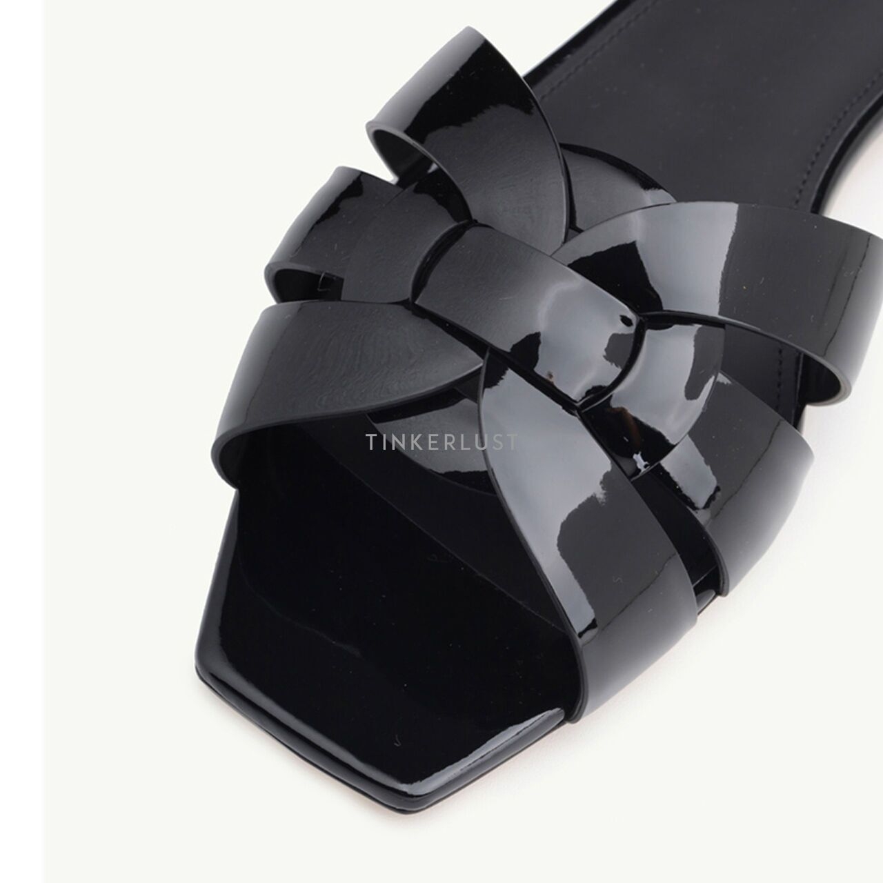 Saint Laurent Nu Pieds 0.5cm Tribute in Black Patent Sandals