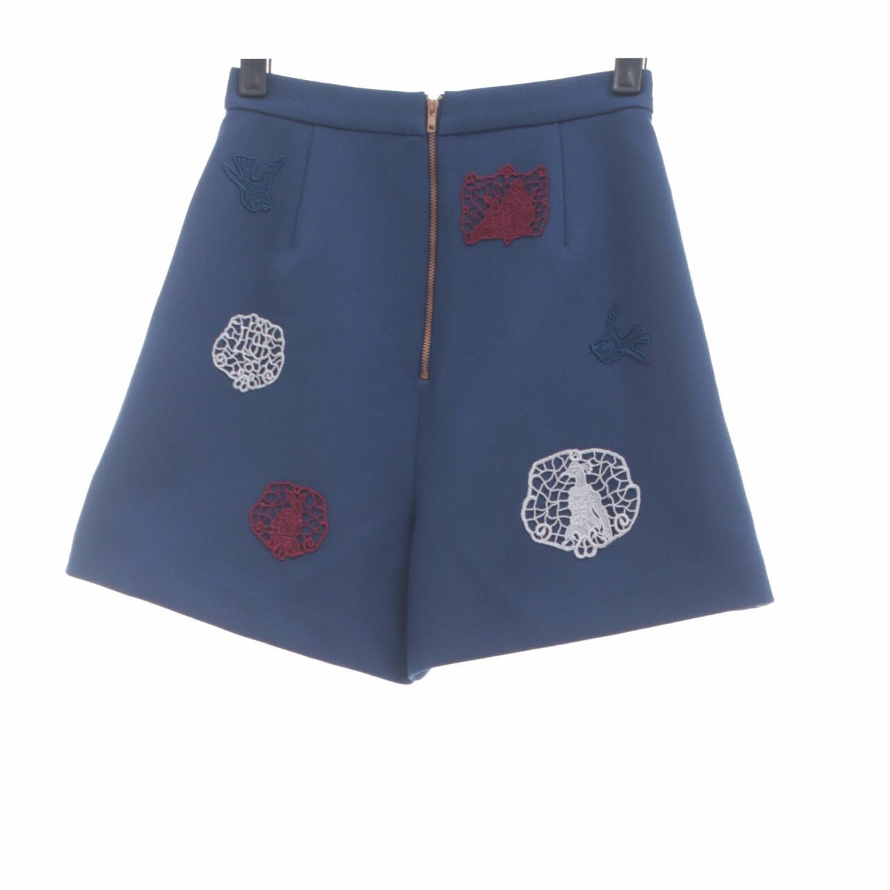 Disaya Blue Embroidery Short Pants