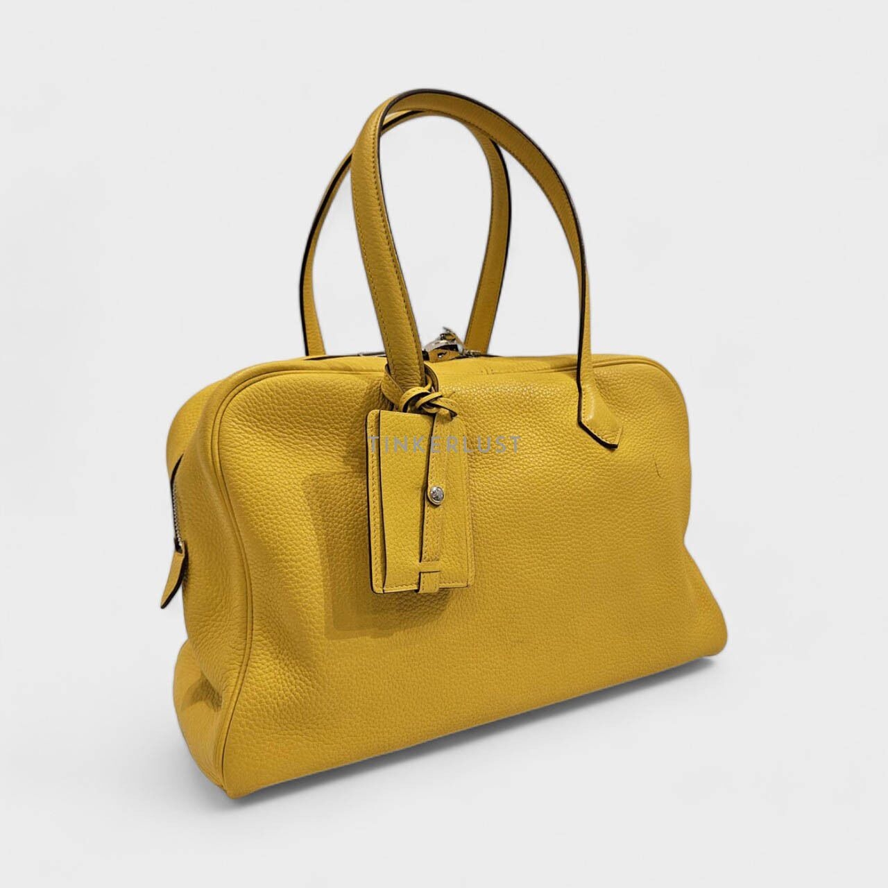 Hermes Victoria Clemence #M Square Handbag