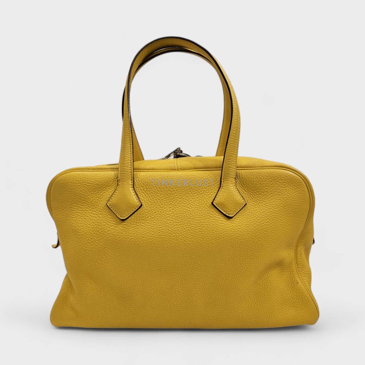Hermes Victoria Clemence #M Square Handbag