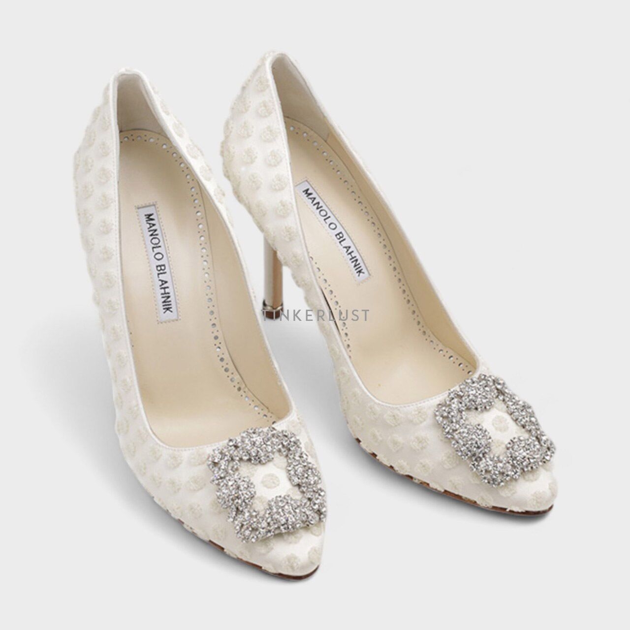 Manolo Blahnik Hangisi Embroidered Pumps 10.5cm in White Satin with White Crystal Heels