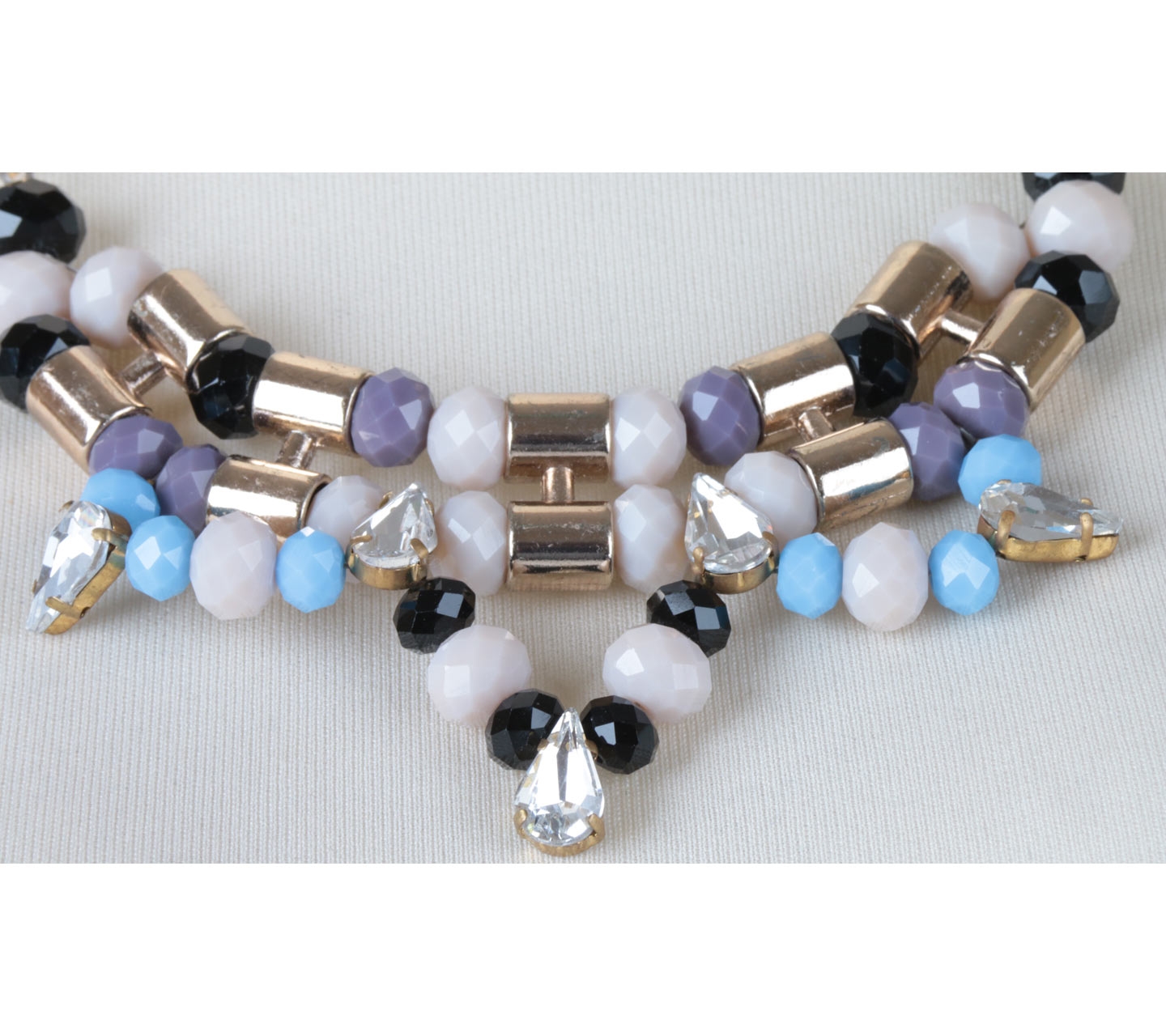 Antyk Butyk Multi Colour Jewellery