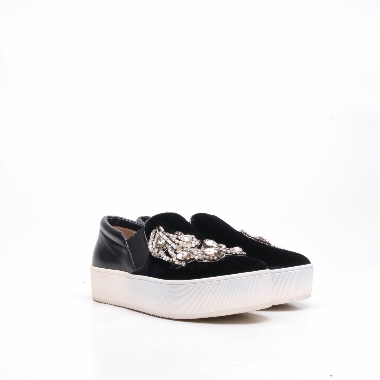 N°21 Black Velvet Embellished Slip On Sneakers