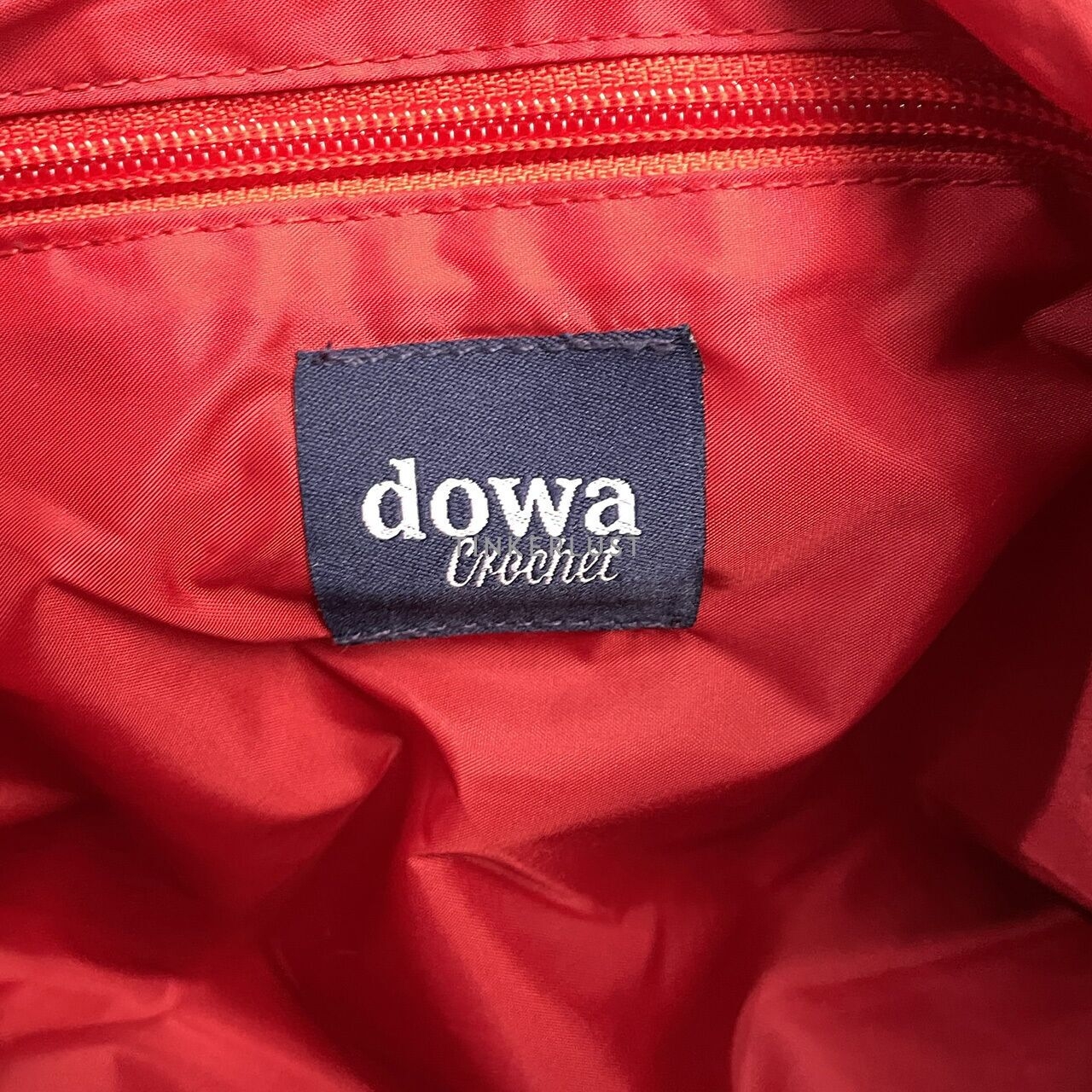 DOWA Red Shoulder Bag
